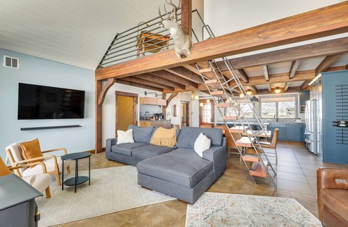 Gunnison House | Fish, Hike & Ski: Mtn-View Gunnison Home w/Sauna