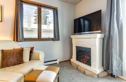 Neenah Apartment | Fish, Hike & Unwind: Studio 2 Mi to Lake Winnebago