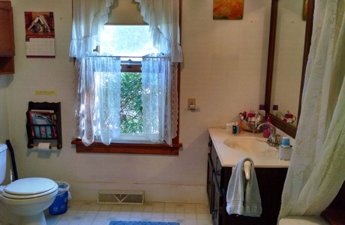 Numidia Bed & Breakfast | Fish & Loaves B&B