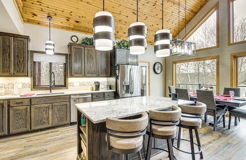 Brook Park House | Fish & Swim: Lakefront Mora Home on 2 Acres!