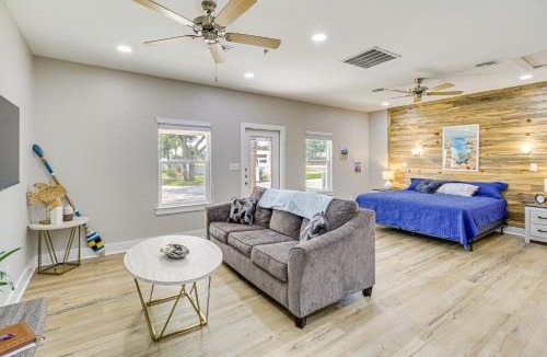 Fulton Apartment | Fish & Swim On-Site: Resort Retreat in Rockport!