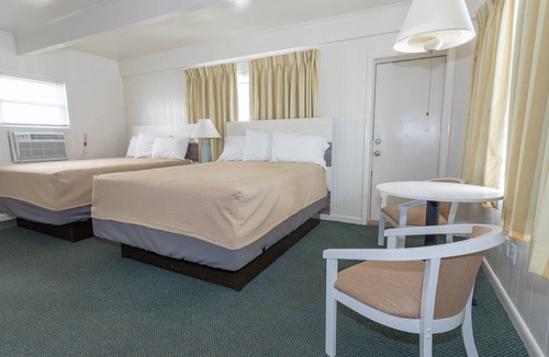Ocean City Hotel | Fish Tales Boardwalk Inn