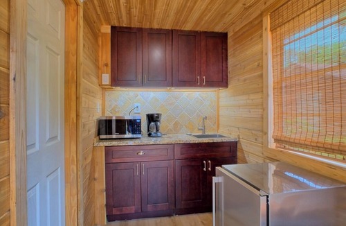 Hemphill Cabin | Fish Tales Cabin