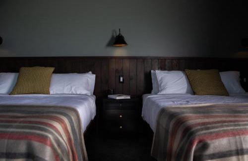 Craig House | Fishcamp On The Mo