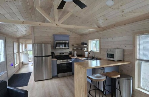 Pittsburg Cabin | Fisher Cabin