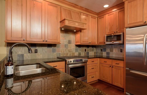 Astoria Condo | FisherBros Flats 202