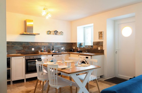 Le Vivier-sur-Mer House | Fisherman's cottage - sleeps 6 - Mont Saint Michel Bay - Sea view