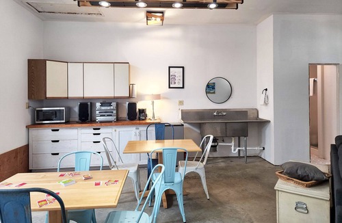 Waldport House | Fisherman's Delight in Waldport! Dog Friendly! Hot tub!