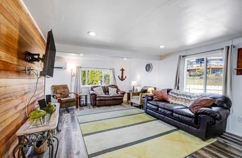 Garibaldi House | Fisherman's Dream Boat House