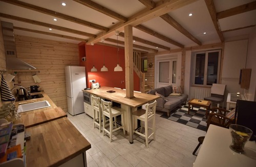 Cancale House | Fisherman's house *, 150 m from the beach of Cancale