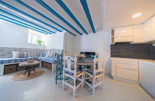 Torreblanca House | Fisherman's house facing the sea. First Line.