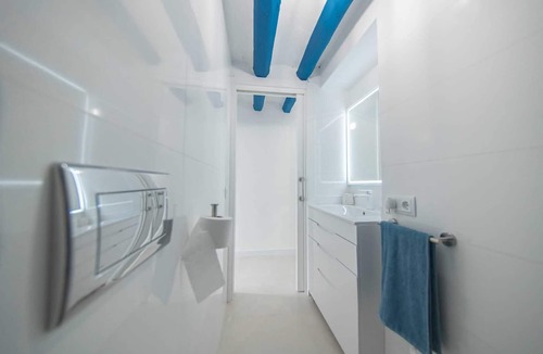 Torreblanca House | Fisherman's house facing the sea. First Line.