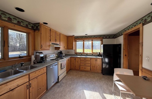 Crown Point House | Fisherman’s Cove on Lake Champlain – A Private Waterfront Getaway