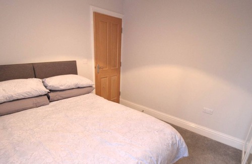 Fleetwood Apartment | Fishermans View Summa