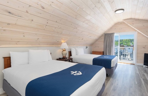 Boothbay Harbor Hotel | Fishermans Wharf Inn