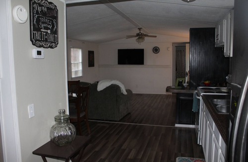 Kuttawa House | Fishermen, Quilters and Travelers love Sandy's Hideout