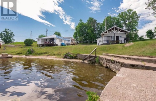 Port Loring Cottage | "FISHERMEN'S DELIGHT," spacious lakefront cottage! #2