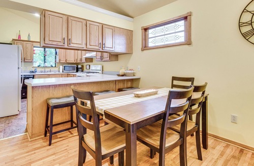 Cotter House | Fishermen's Oasis! Steps to Dtwn & White River