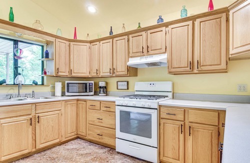 Cotter House | Fishermen's Oasis! Steps to Dtwn & White River