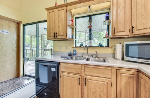 Cotter House | Fishermen's Oasis! Steps to Dtwn & White River