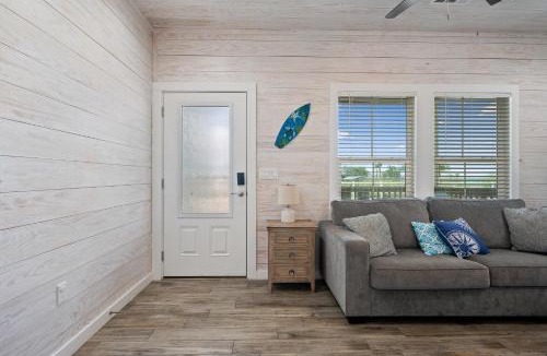 Rockport House | Fishful Thinking ! Pool on the waters edge