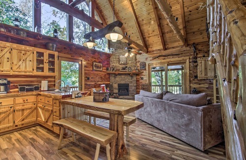 Goodson Cabin | Fishing Boats Coming Spring '26! Macks Creek Cabin