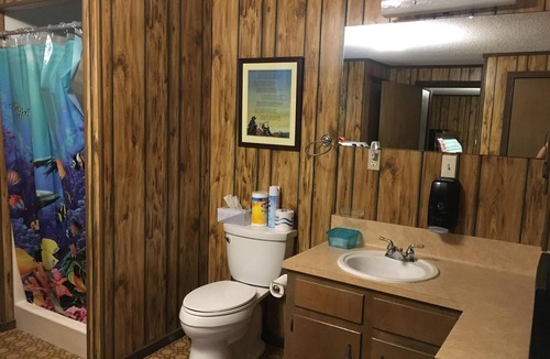 Port O Connor Apartment | Fishing Bunk room in Port O'Connor