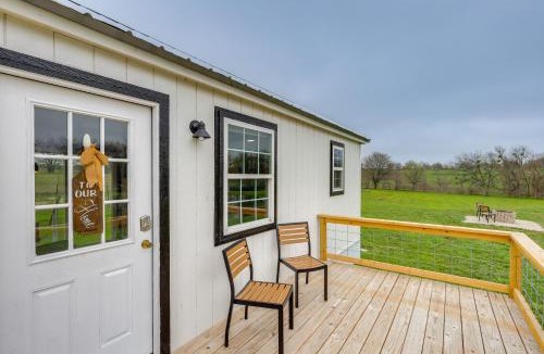 Lorena Apartment | Fishing Pond Access: Pet-Friendly Lorena Studio