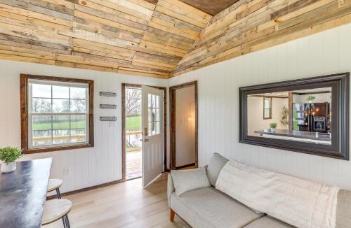 Lorena Apartment | Fishing Pond Access: Pet-Friendly Lorena Studio