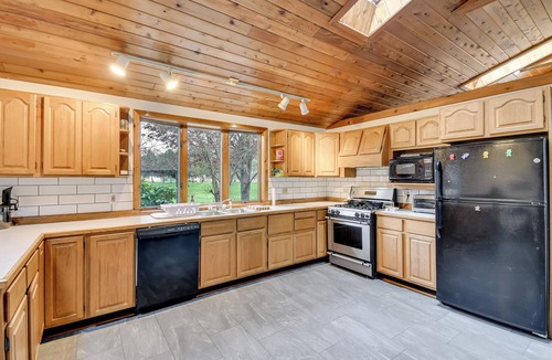 Sodus House | Fishing Pond & Spacious Yard: Quiet Home in Sodus!