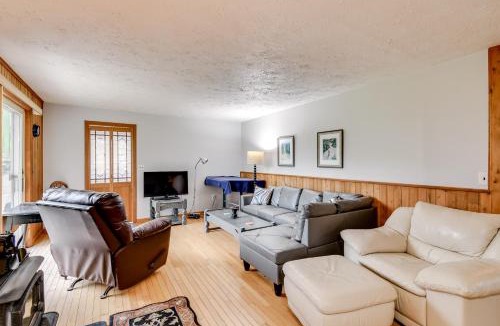 Sodus House | Fishing Pond & Spacious Yard: Quiet Home in Sodus!