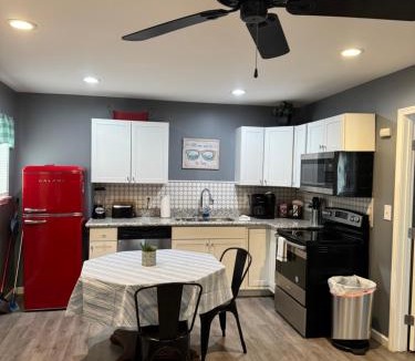 Navy Point Apartment | Fishing Retreat C