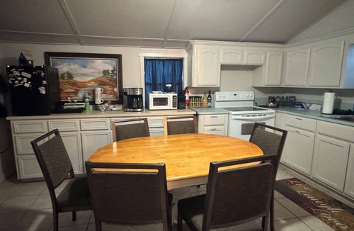 Rio Hondo Cottage | FISHING THEME COTTAGE; WATERFRONT FISHING PIER!