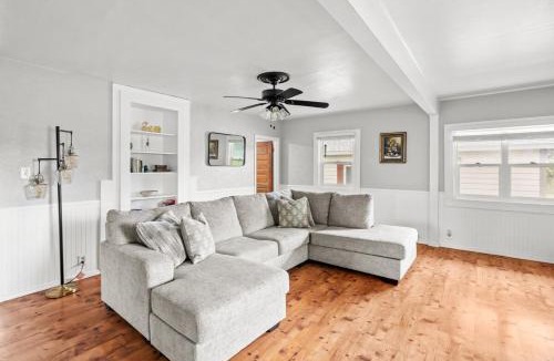 Boardman House | Fishing & Work-Friendly In A Prime Location