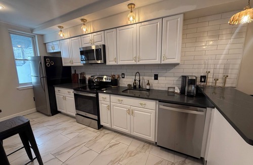Fishtown House | Fishtown Federal 3BR Game Room + Patio