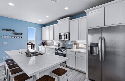 Crystal Beach House | Fishy Business| Beach Front Oasis! Sleeps 20!