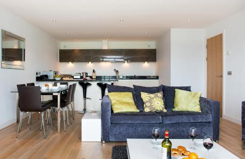 Newquay Apartment | Fistral View - 3 Cribbar