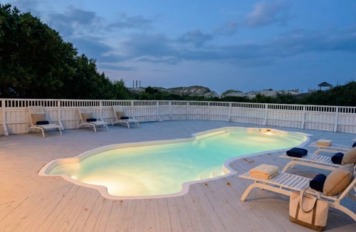 Corolla House | Fitzgerald Estate | Sleeps 30 | Weddings & Retreats | Oceanfront OBX