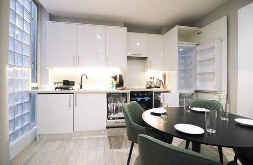Fitzrovia Apartment | Fitzrovia by Viridian Apartments