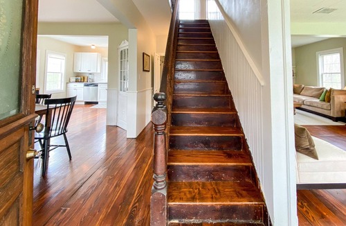 Town of Delaware House | Five Acres Farm - Charming escape in Callicoon