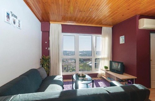 Solin Apartment | Five-Bedroom Apartment in Solin