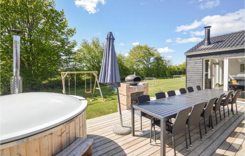 Fynshav House | Five-Bedroom Holiday Home In Haderslev