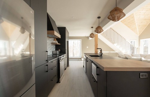 Morin Heights House | Five bedroom in Canada, Morin-Heights