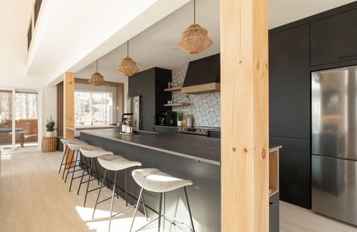 Morin Heights House | Five bedroom in Canada, Morin-Heights