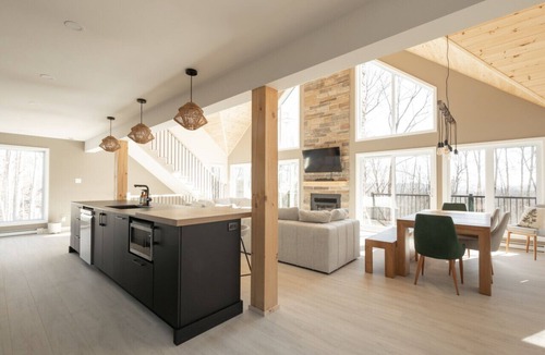 Morin Heights House | Five bedroom in Canada, Morin-Heights