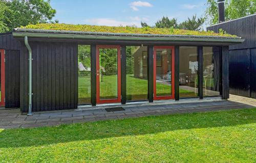 Holloselund House | Five Bedroom Lovely Home In Vejby