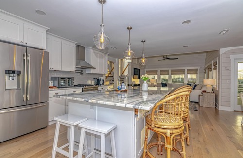 South Beach House | Five Bedroom Oceanfront Property with private beach access