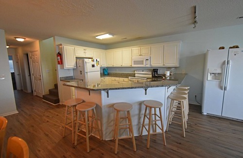 Ocean Isle Beach House | Five Bedroom Oceanfront Triplex Unit E