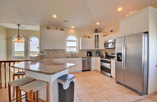 North Topsail Beach House | Five Bedroom Oceanfront Home - Just Chilln