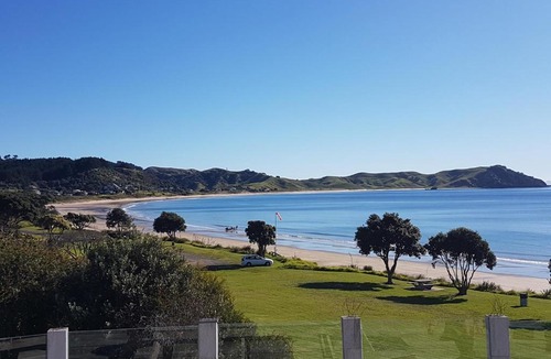 Opito Bay House | Five Knots Inn